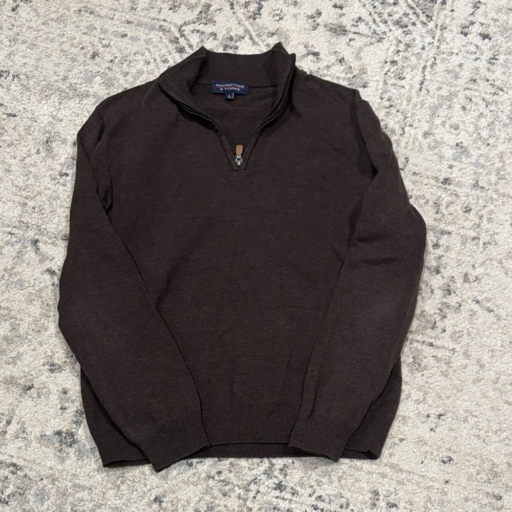 Roundtree & Yorke Men's Dark Brown Zip-Up Sweater